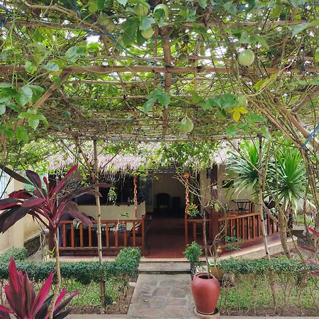 Riviera Hotel&Resort Kep Exterior foto