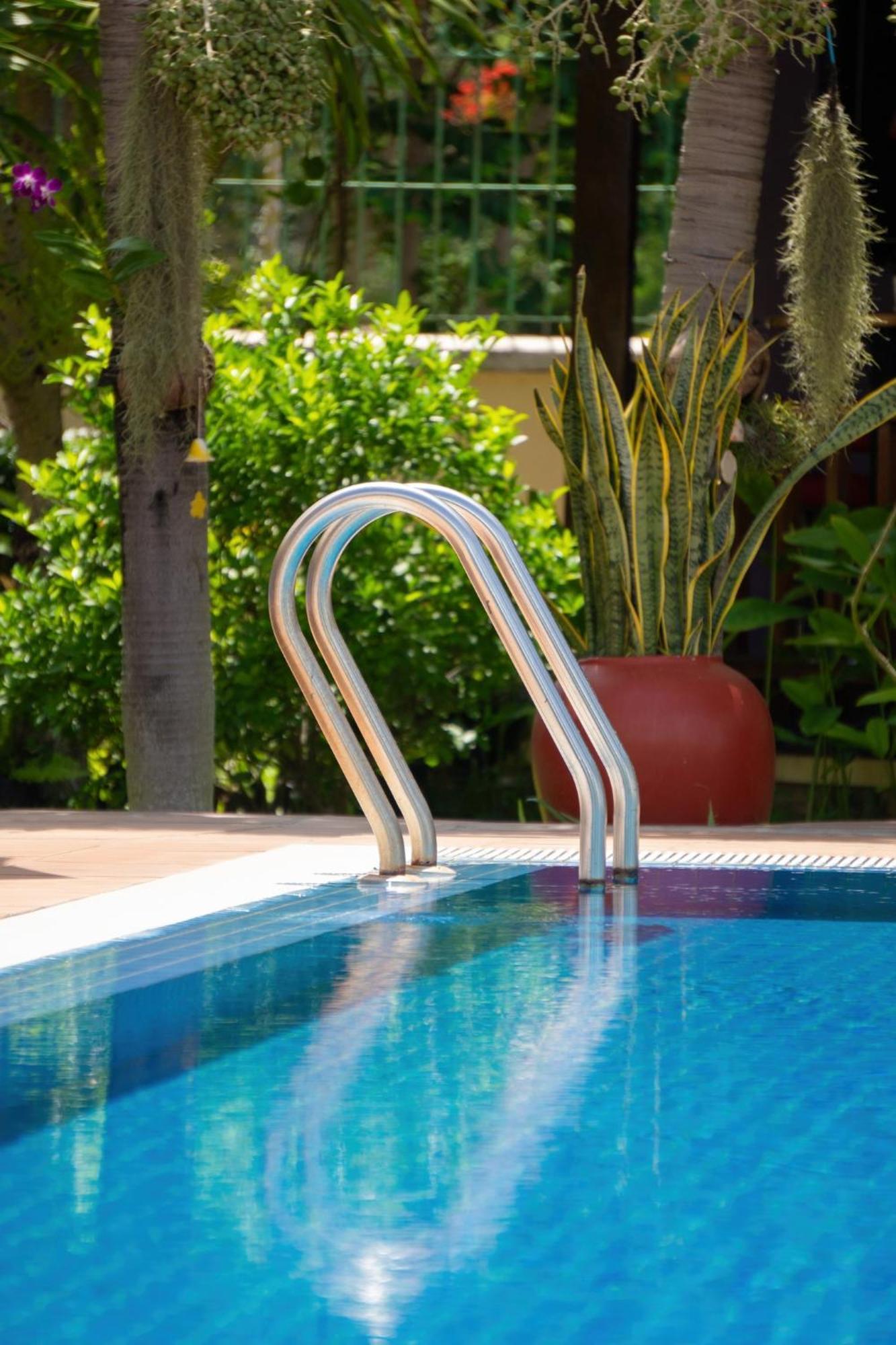 Riviera Hotel&Resort Kep Exterior foto