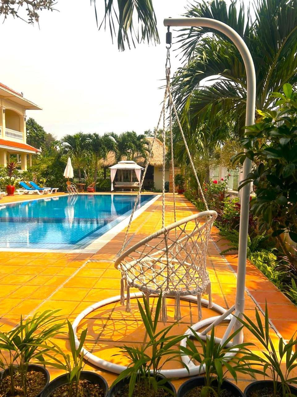 Riviera Hotel&Resort Kep Exterior foto